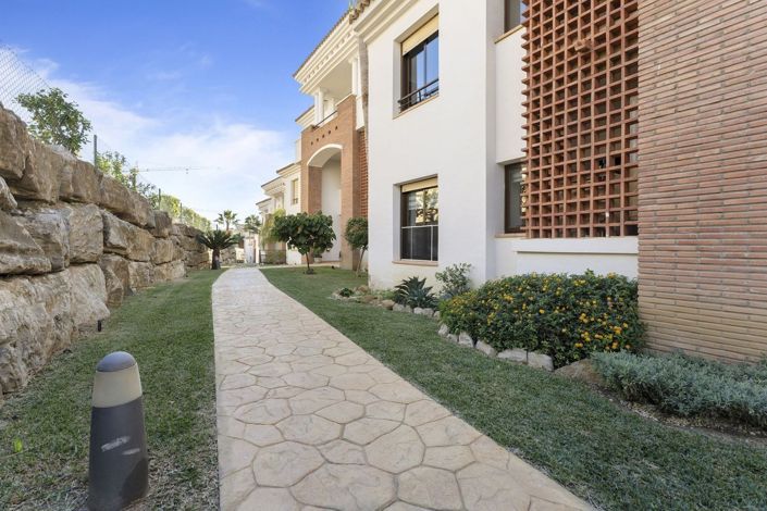 Image No.28-2 Bed Apartment for sale
