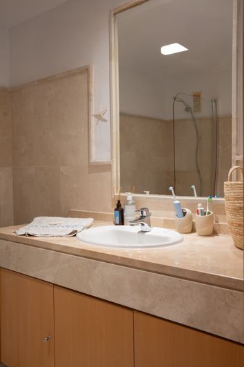 Image No.18-2 Bed Apartment for sale