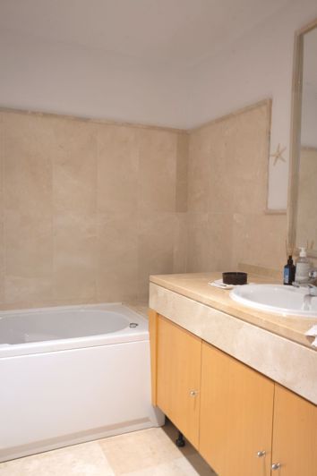 Image No.19-2 Bed Apartment for sale