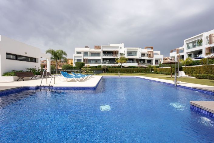Image No.29-2 Bed Apartment for sale