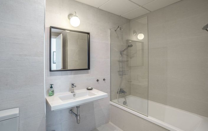 Image No.16-2 Bed Apartment for sale