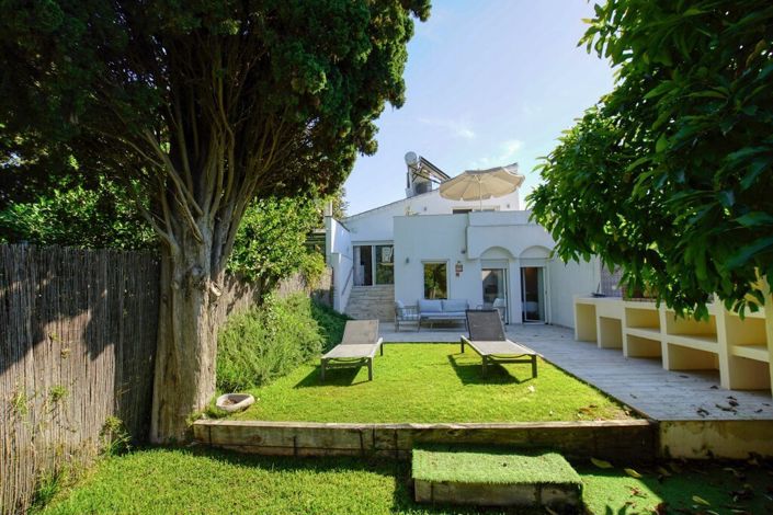 Image No.2-2 Bed Villa for sale