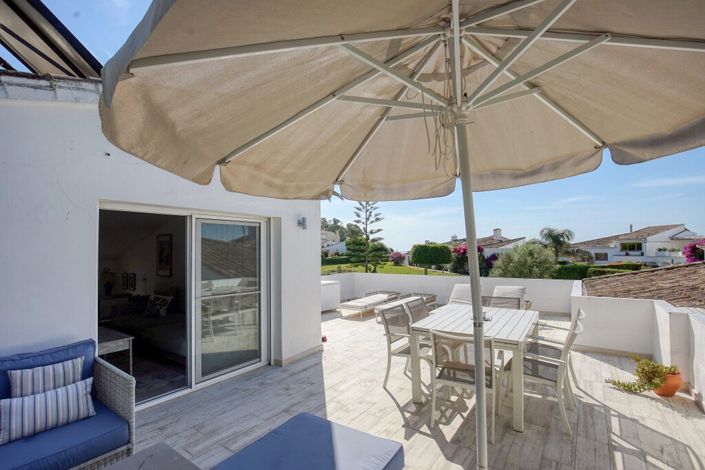 Image No.9-2 Bed Villa for sale