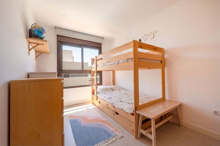 Image No.13-3 Bed Apartment for sale