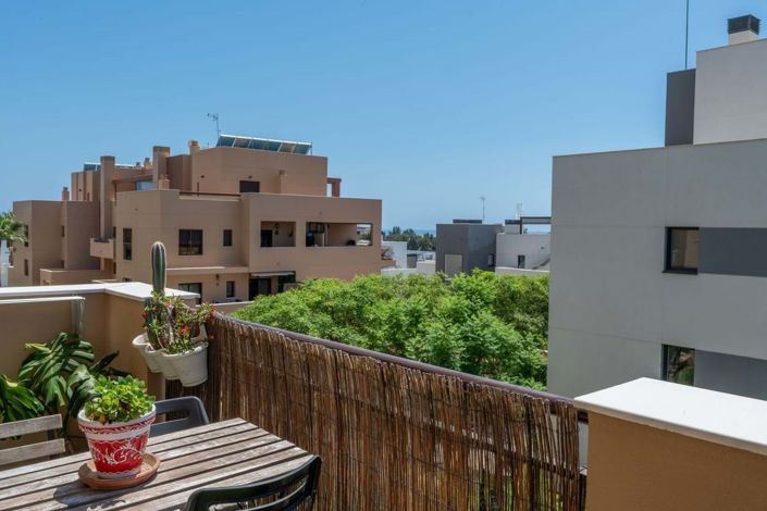 Image No.19-3 Bed Apartment for sale