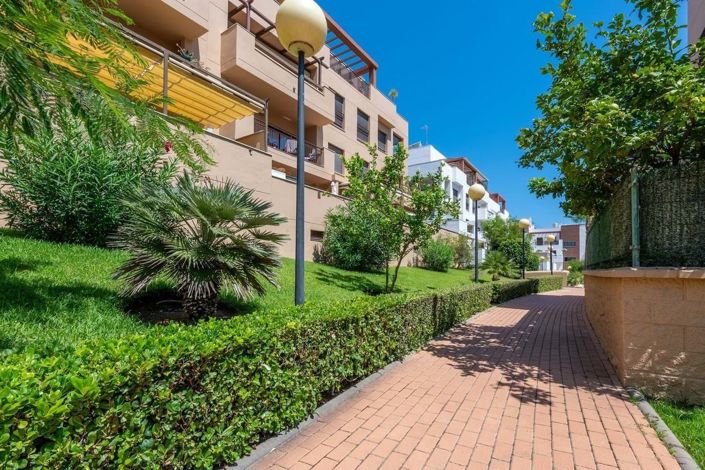 Image No.25-3 Bed Apartment for sale