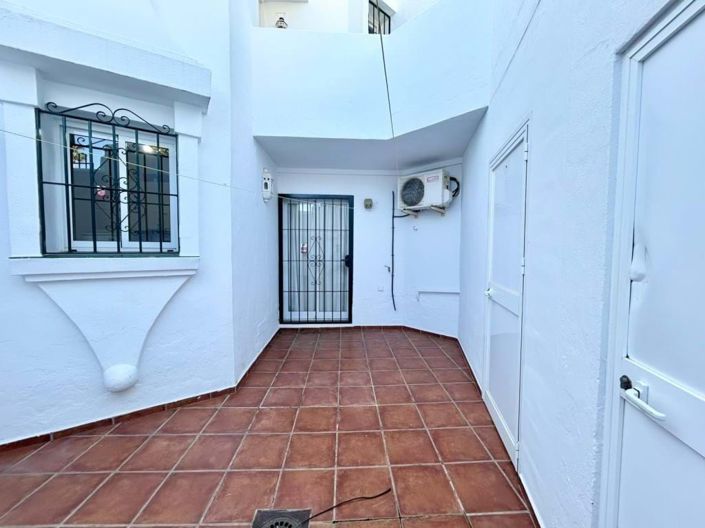 Image No.14-2 Bed Apartment for sale