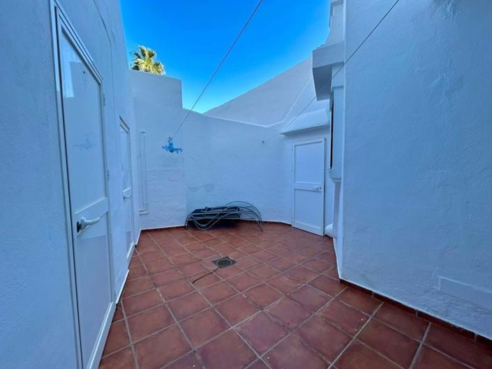 Image No.15-2 Bed Apartment for sale