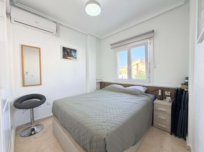 Image No.21-3 Bed Townhouse for sale