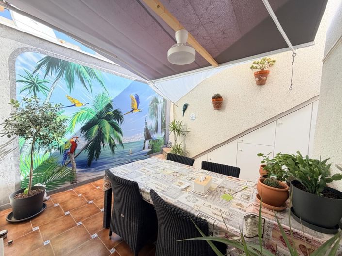 Image No.30-3 Bed Townhouse for sale