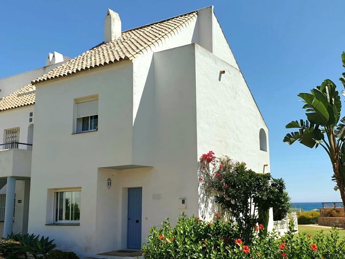 Image No.18-2 Bed Semi-Detached for sale