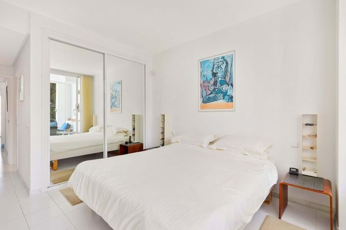 Image No.17-2 Bed Apartment for sale
