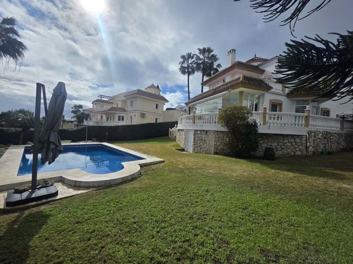 Image No.18-2 Bed Villa for sale