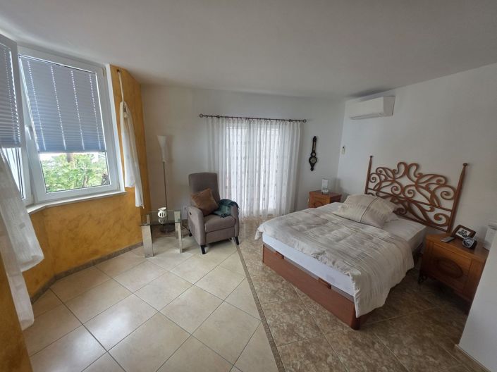 Image No.23-2 Bed Villa for sale