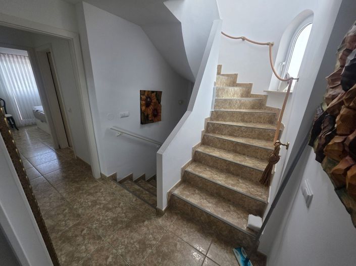 Image No.37-2 Bed Villa for sale