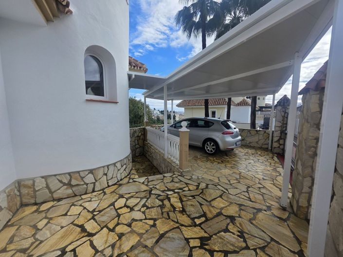 Image No.40-2 Bed Villa for sale
