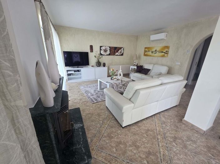 Image No.6-2 Bed Villa for sale