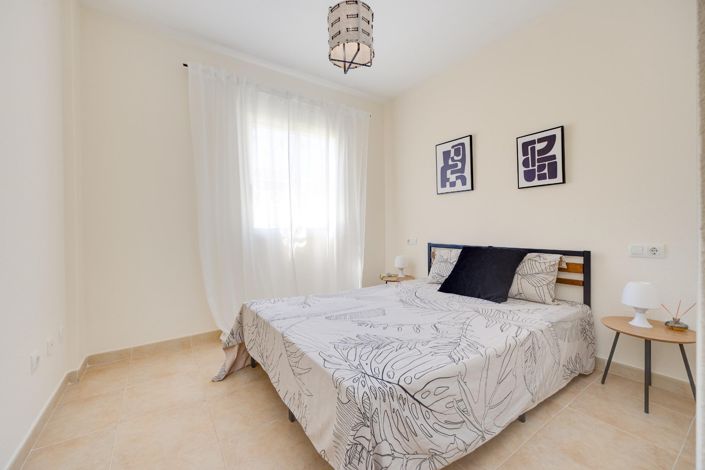 Image No.16-2 Bed Bungalow for sale