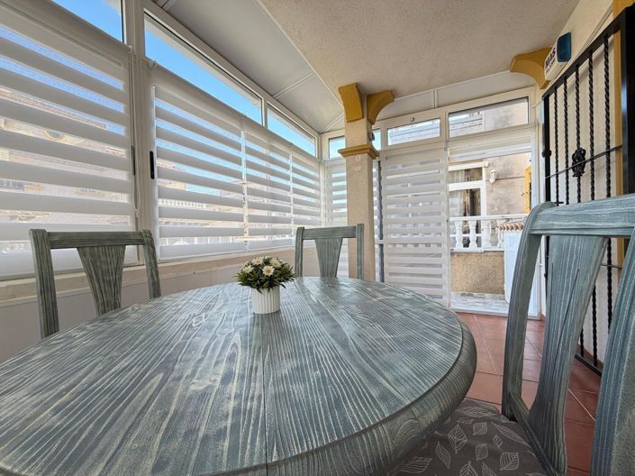 Image No.50-2 Bed Townhouse for sale