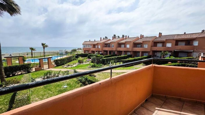 Image No.18-3 Bed Townhouse for sale