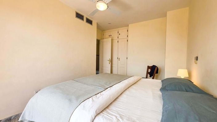 Image No.33-3 Bed Townhouse for sale