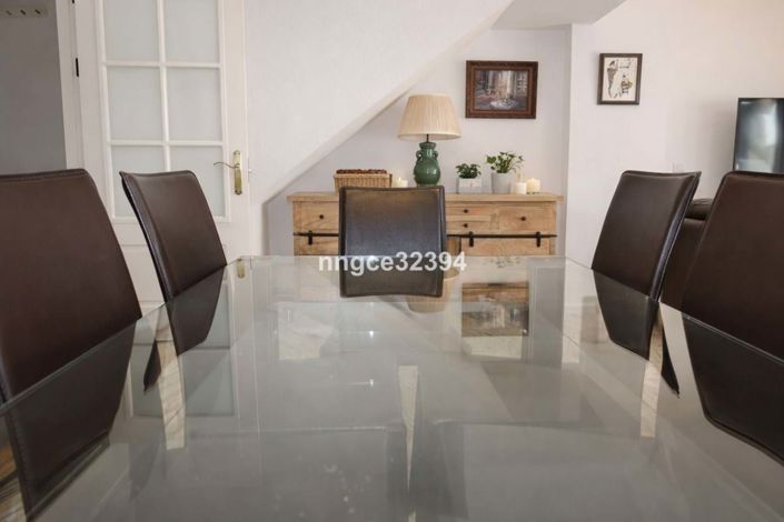 Image No.18-4 Bed Semi-Detached for sale