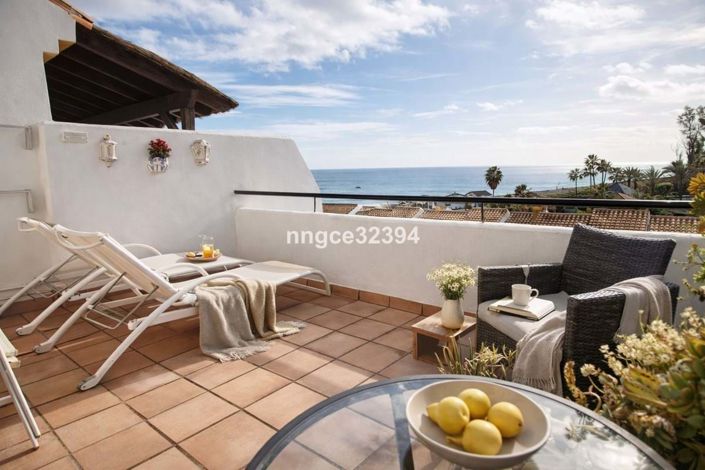 Image No.32-4 Bed Semi-Detached for sale