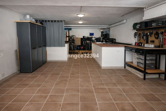 Image No.8-4 Bed Semi-Detached for sale