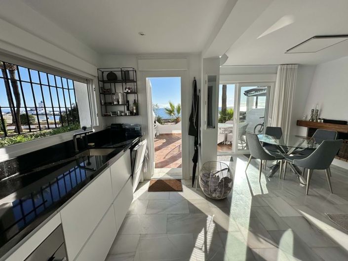 Image No.12-2 Bed Semi-Detached for sale