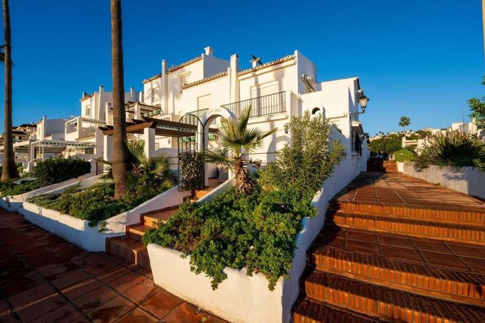 Image No.34-2 Bed Semi-Detached for sale
