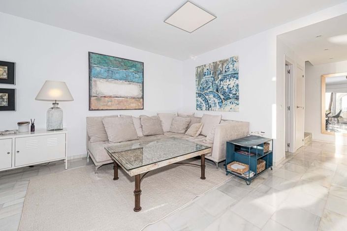 Image No.43-2 Bed Semi-Detached for sale