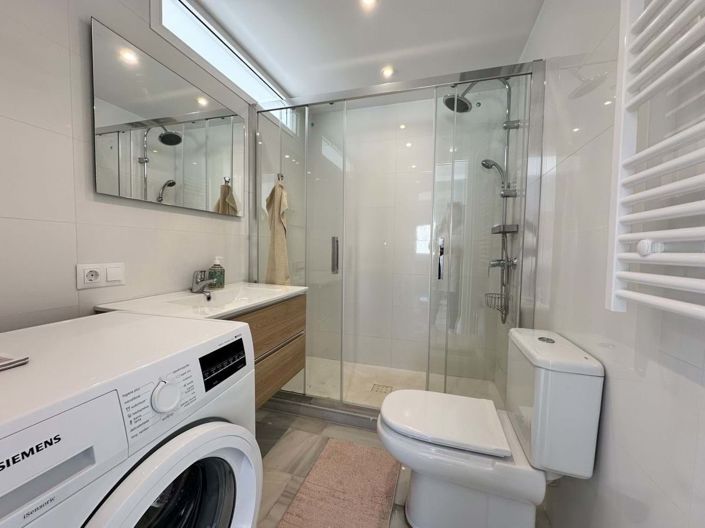 Image No.48-2 Bed Semi-Detached for sale