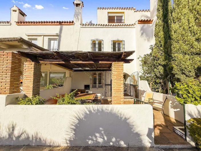 Image No.5-5 Bed Townhouse for sale