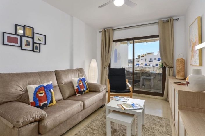 Image No.4-2 Bed Apartment for sale