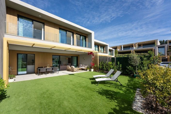 Image No.2-3 Bed Townhouse for sale