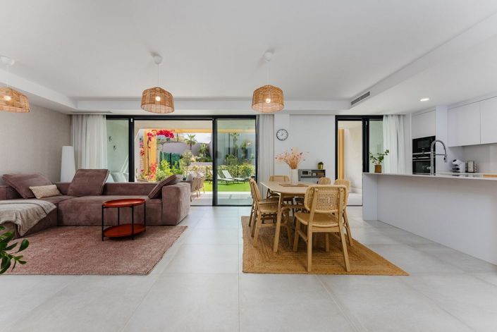 Image No.5-3 Bed Townhouse for sale
