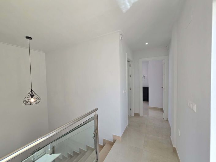 Image No.23-3 Bed Villa for sale