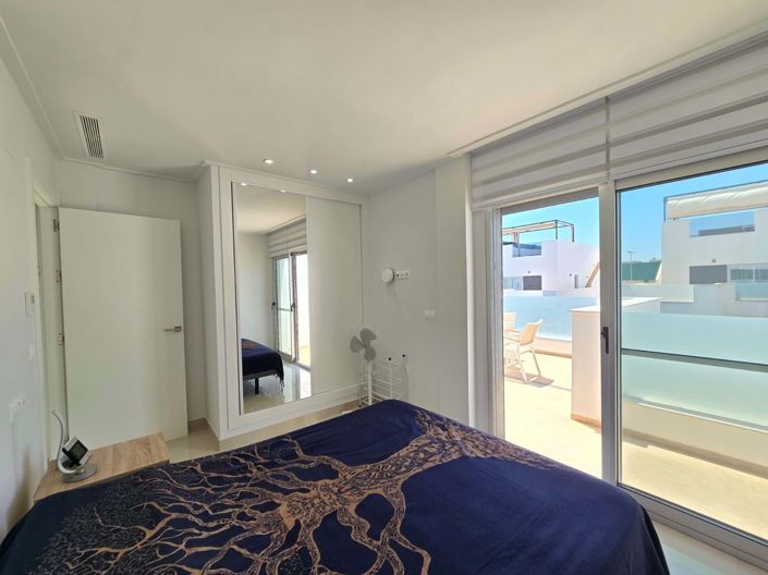 Image No.28-3 Bed Villa for sale