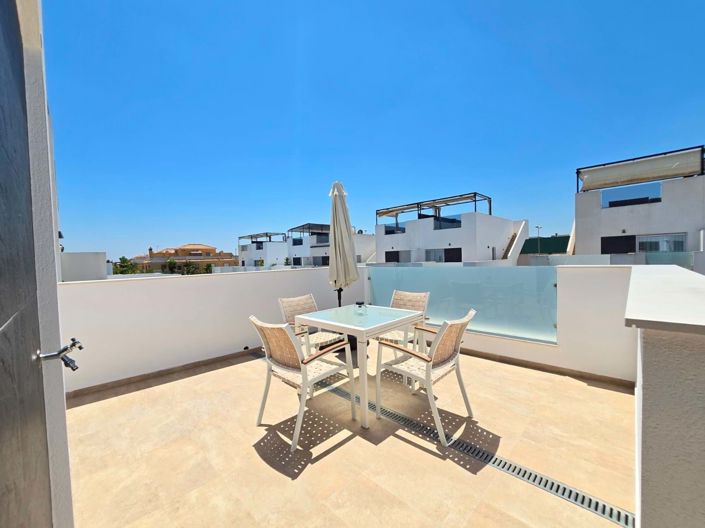 Image No.29-3 Bed Villa for sale