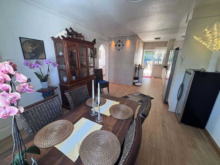 Image No.46-2 Bed Semi-Detached for sale