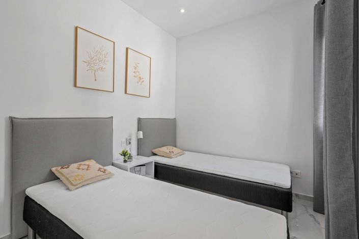 Image No.21-3 Bed Villa for sale
