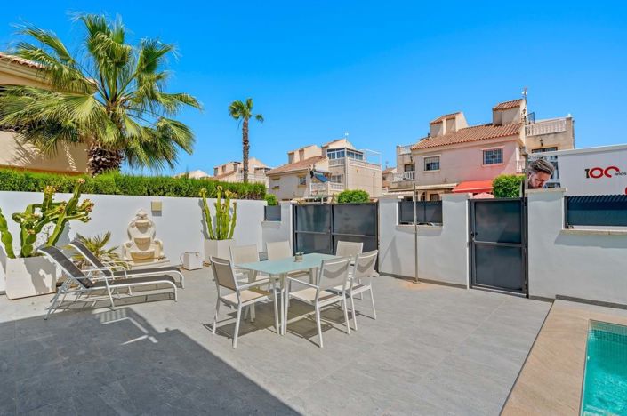 Image No.27-3 Bed Villa for sale