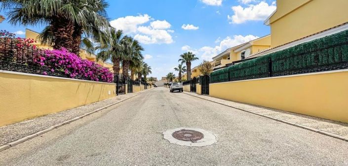 Image No.22-3 Bed Villa for sale