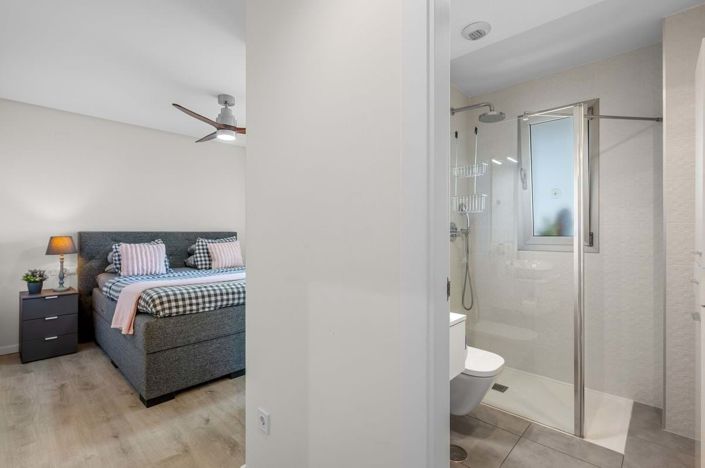 Image No.18-2 Bed Apartment for sale