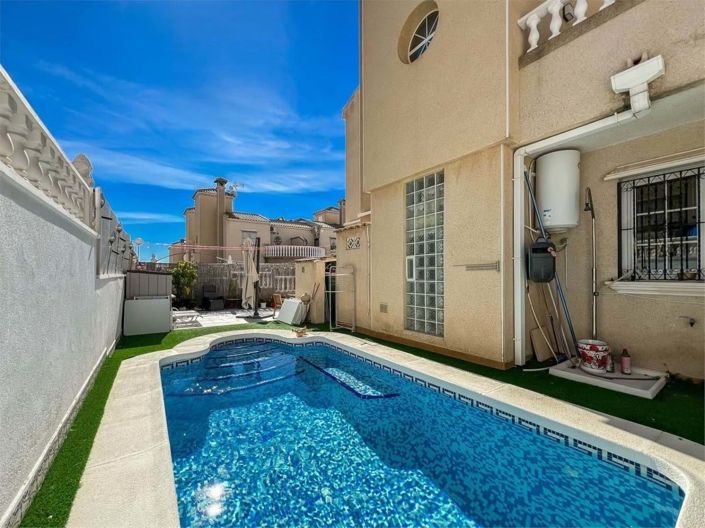 Image No.27-2 Bed Villa for sale