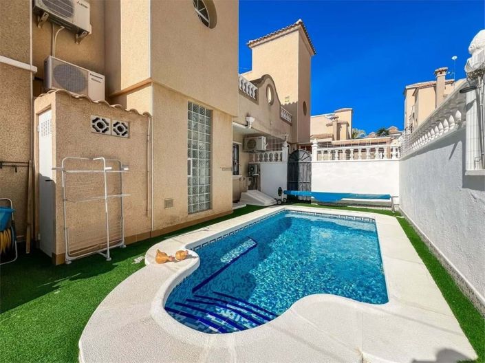 Image No.28-2 Bed Villa for sale