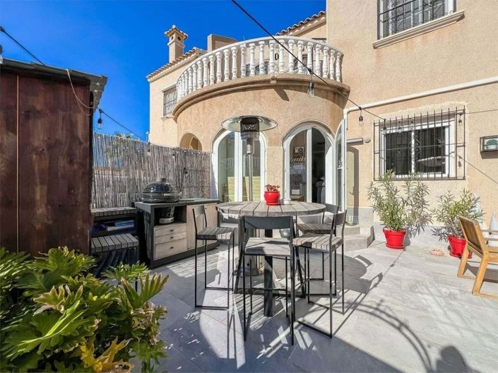 Image No.3-2 Bed Villa for sale