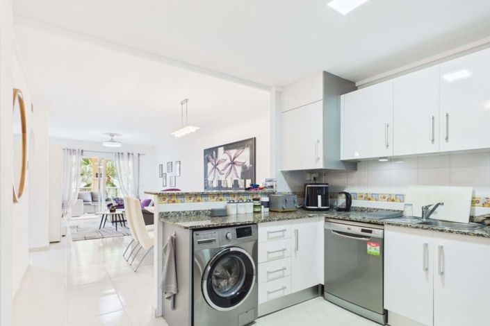 Image No.12-3 Bed Apartment for sale