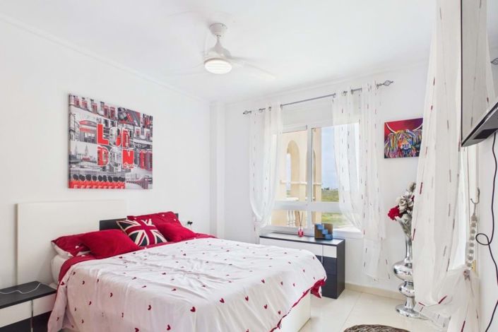 Image No.27-3 Bed Apartment for sale