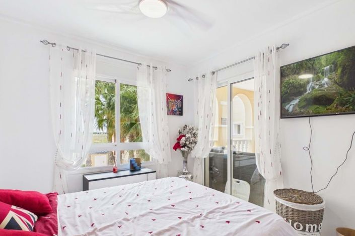 Image No.31-3 Bed Apartment for sale